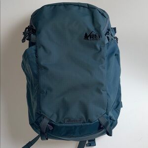 REI Ruckpack 18L Blue Backpack